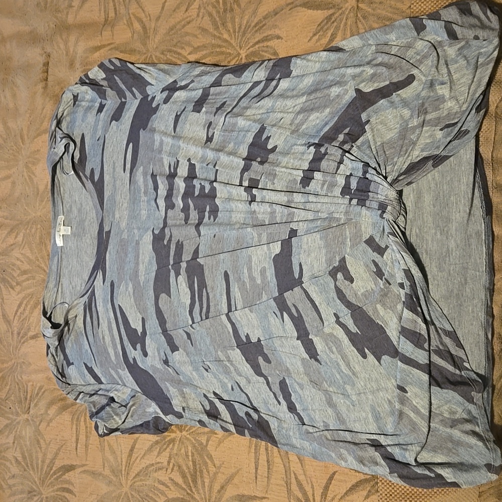 Nine Britton Levie Knot Front Camo Knit Tee Size 2X